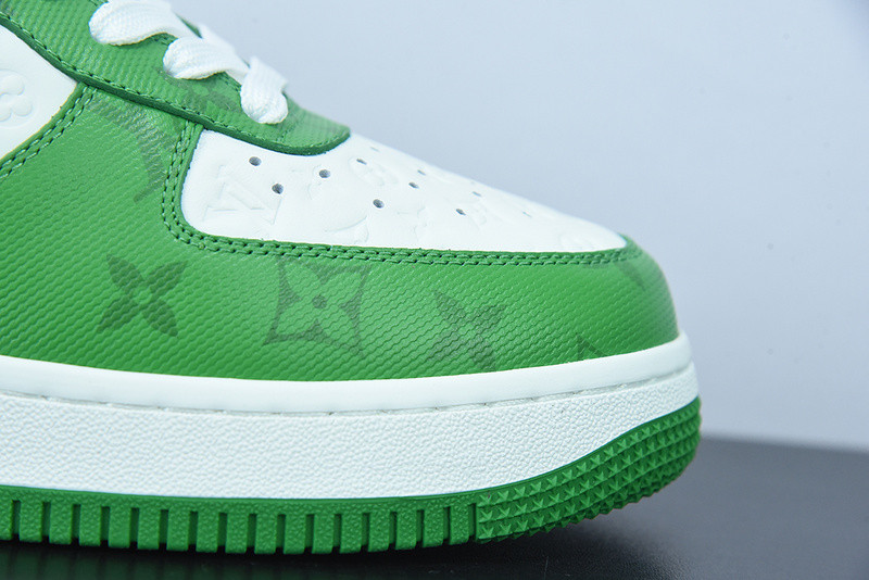 lvt x nike air force1