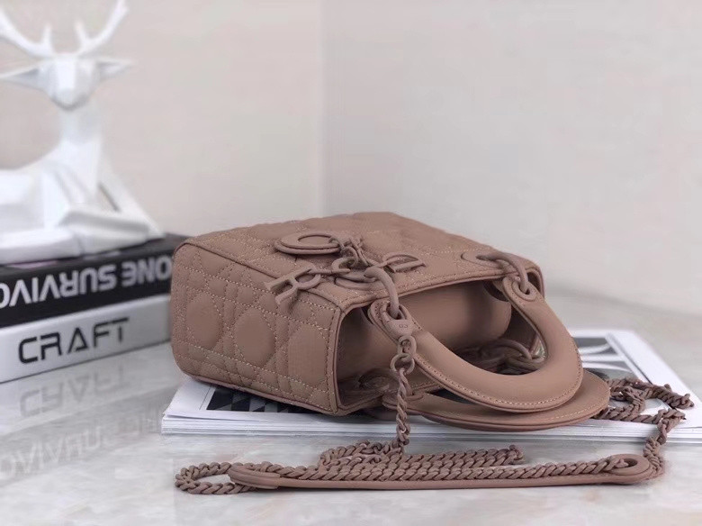D10r bag
