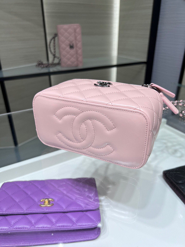 Ch**el purse