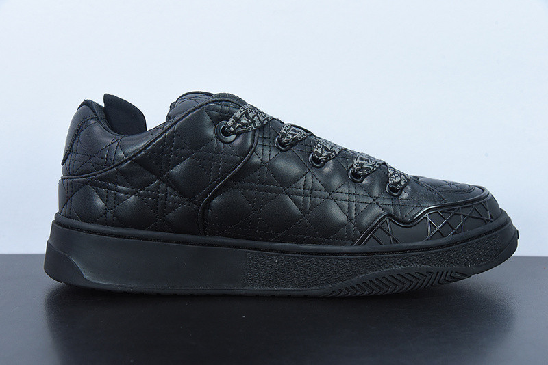 dio* sneaker