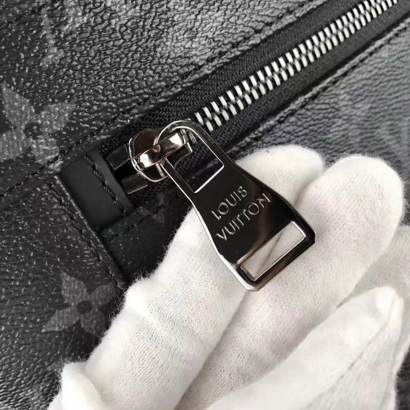 LVT PURSE
