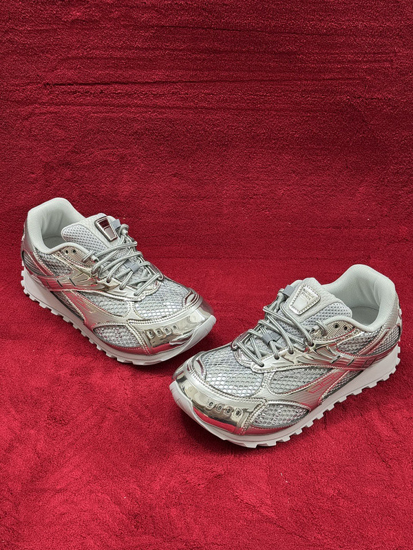 b0tt*ga Ven*ta orbit sneaker