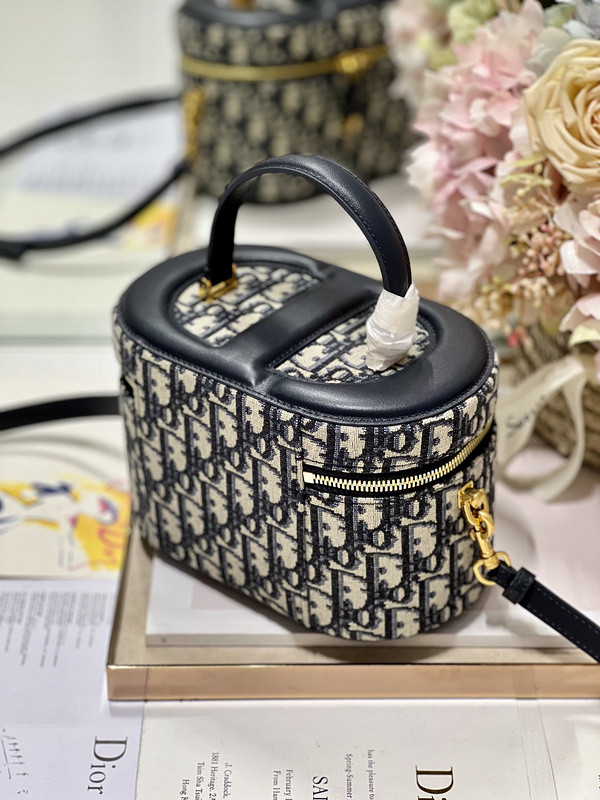 D10r bag
