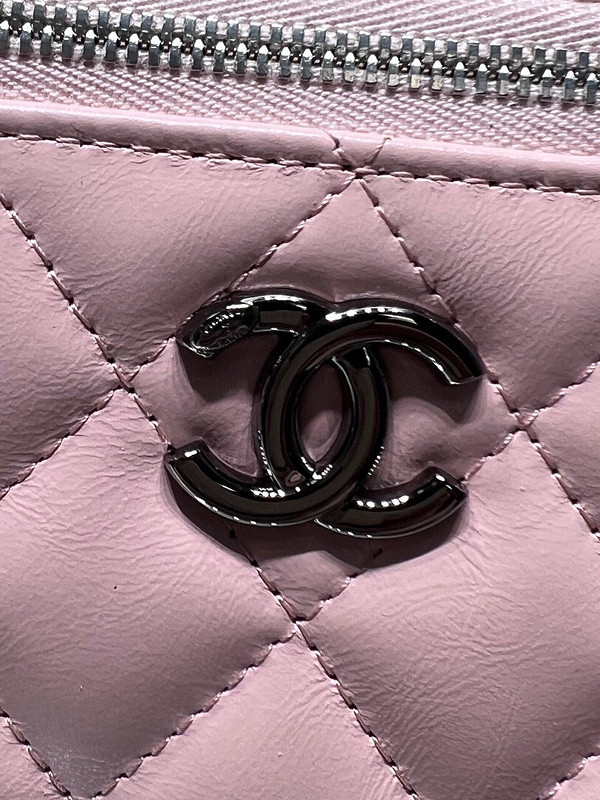 Ch**el purse