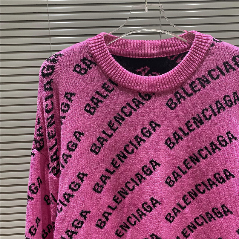 Ba1en*iaga clothes