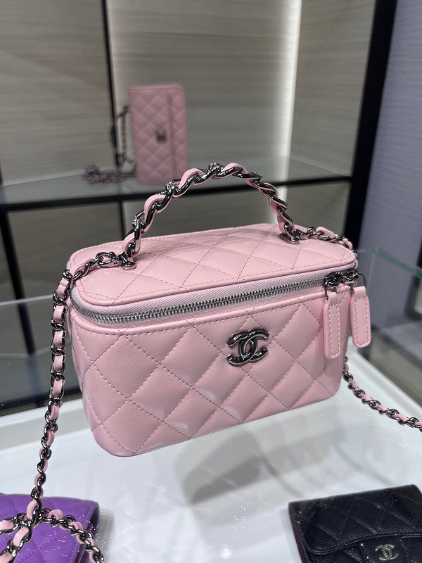 Ch**el purse