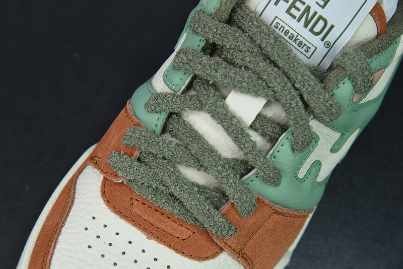 fen sneaker