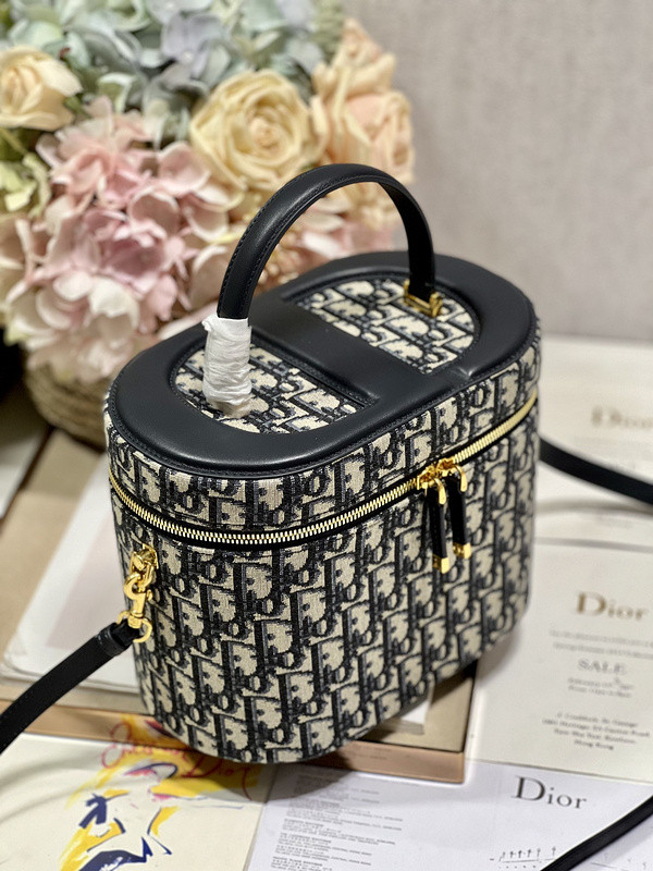 D10r bag
