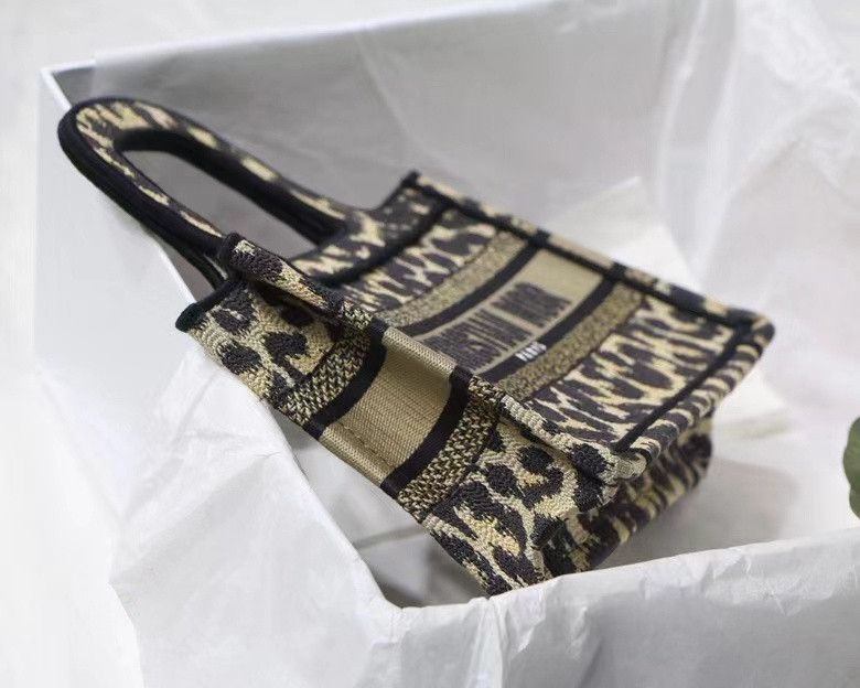 D10r bag