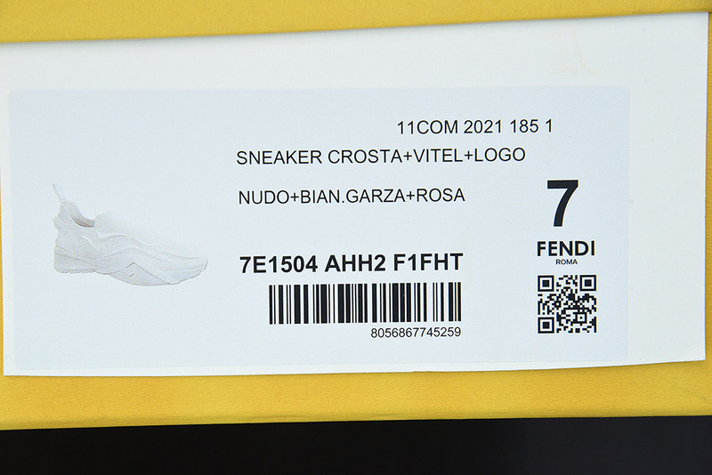 fen sneaker