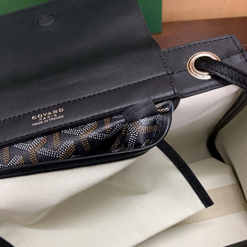 G09ard purse
