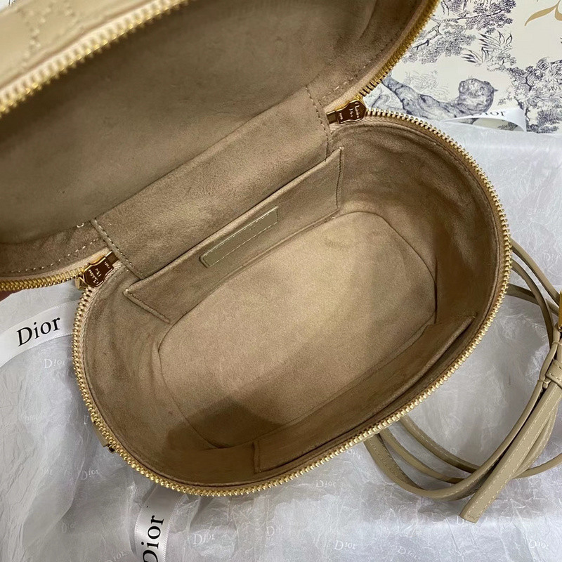 D10r bag