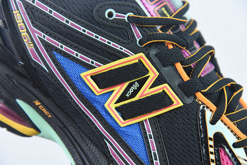 new balance sneaker