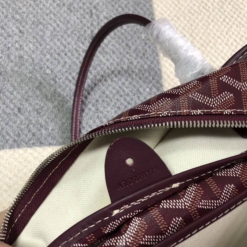 G09ard purse
