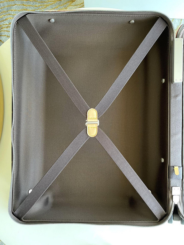 LVT HORIZON four-wheeled trolley case