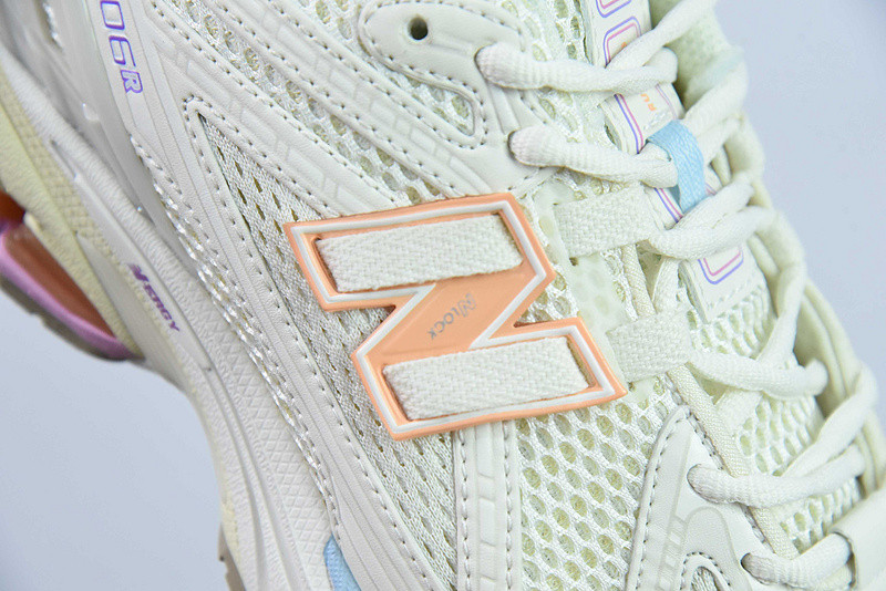 new balance sneaker