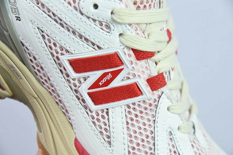 new balance sneaker