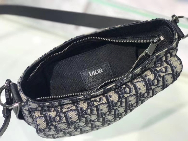 D10r bag