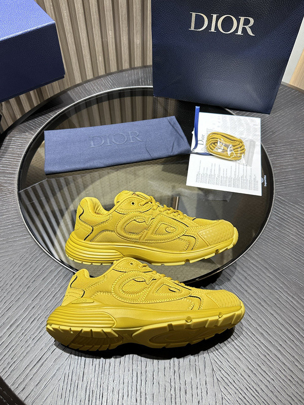 dio* sneaker