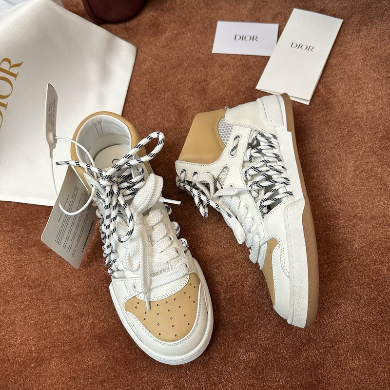 DIO* SNEAKER