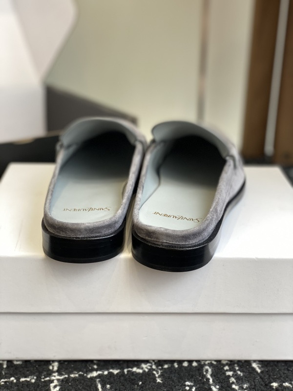 Sa1nt Lau*nt sneaker