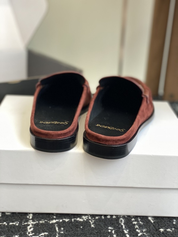 Sa1nt Lau*nt sneaker