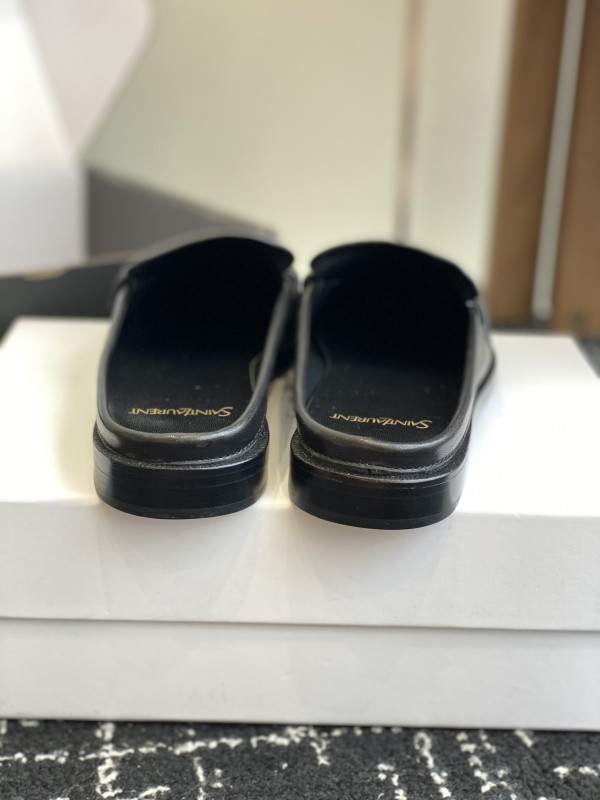 Sa1nt Lau*nt sneaker
