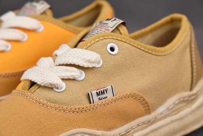 Ma*s*n mihara yasuhiro sneaker