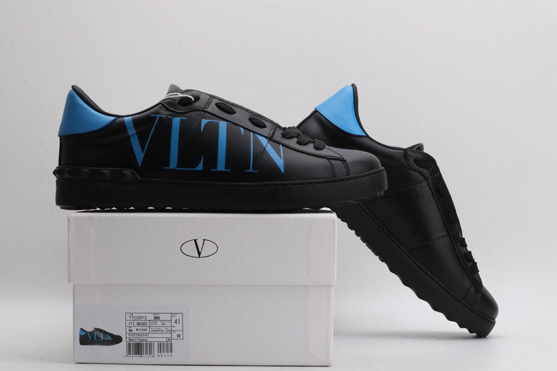 Va1e*ntin0 garavani sneaker