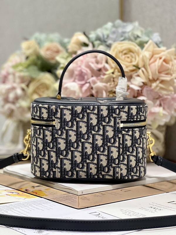 D10r bag