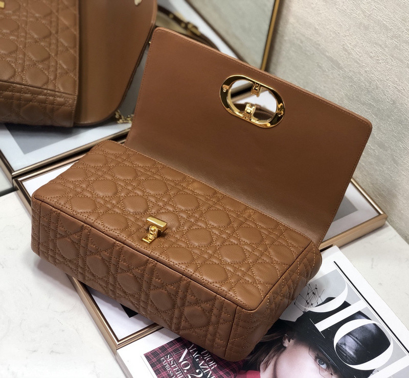 D10r bag