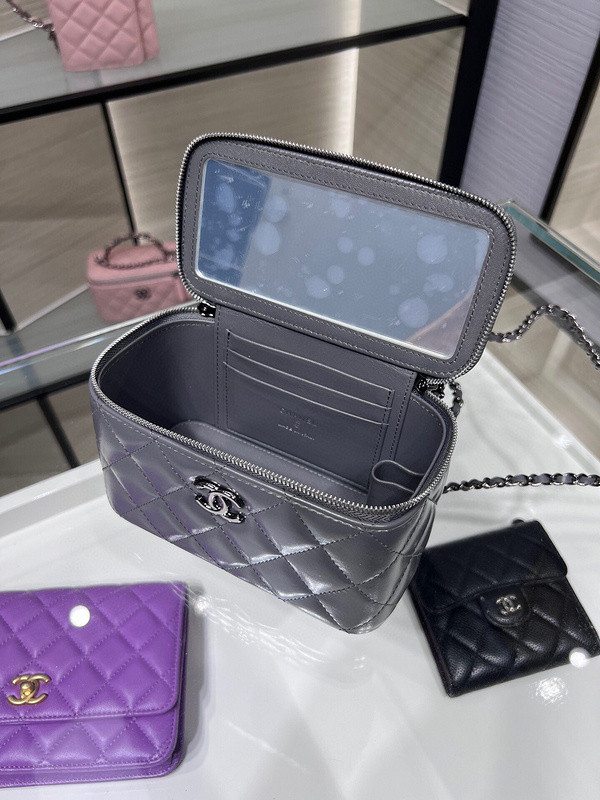 Ch**el purse