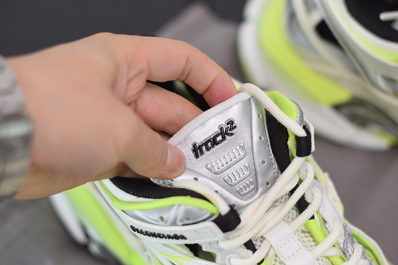 bc track sneaker