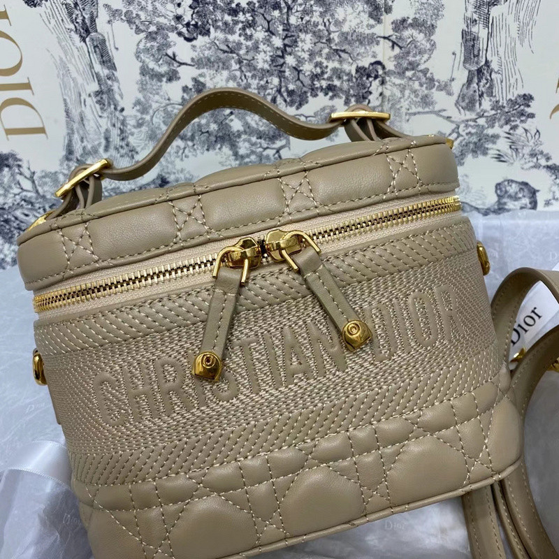 D10r bag