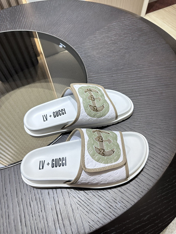 g*u*i sandals