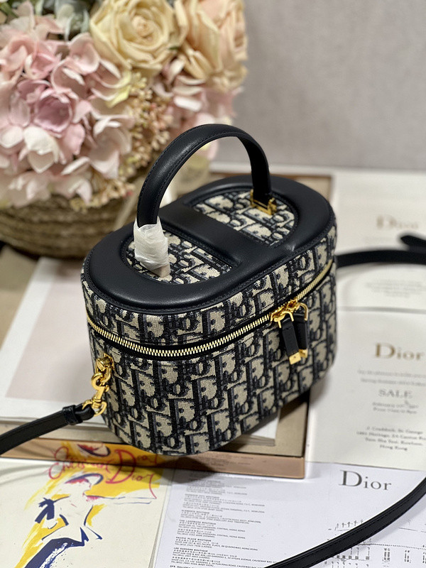 D10r bag