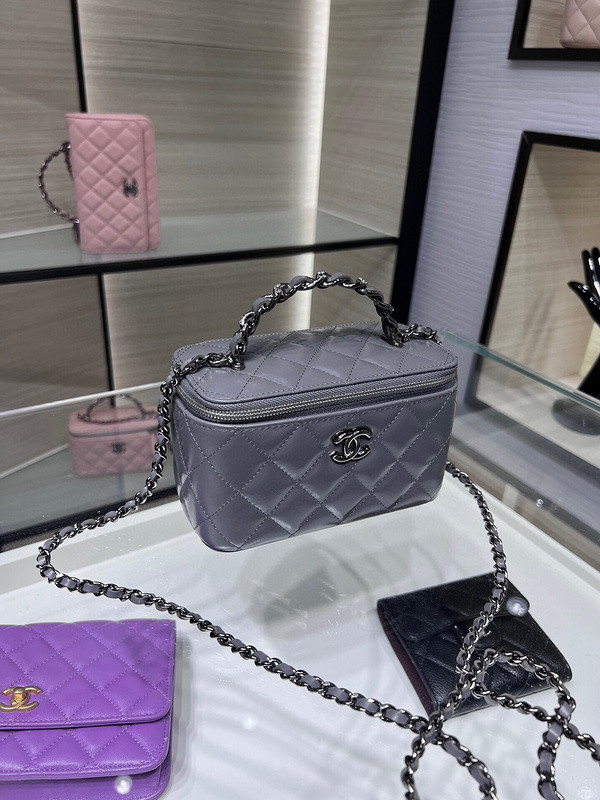 Ch**el purse