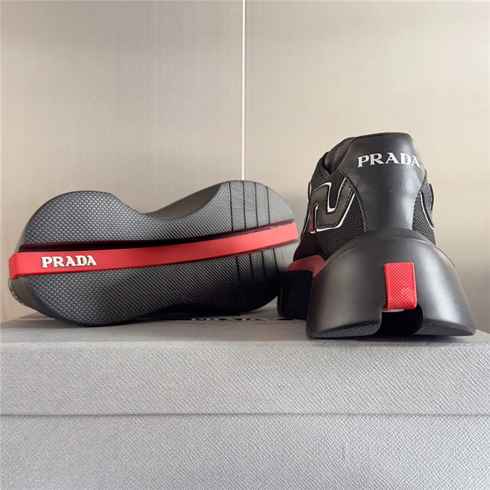 pr sneaker