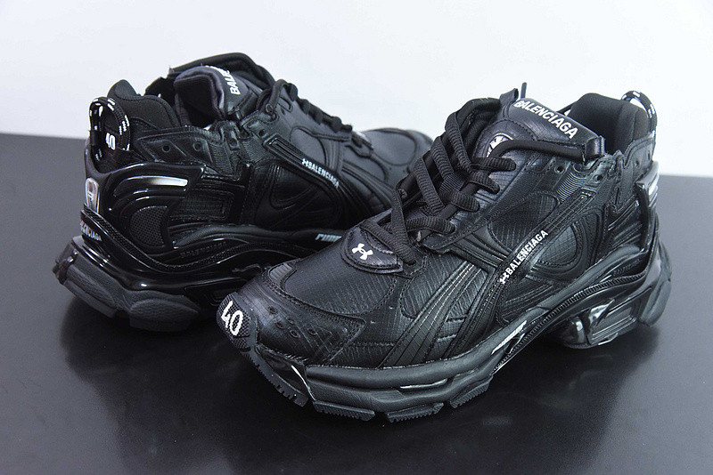 Ba1en*iaga runner sneaker