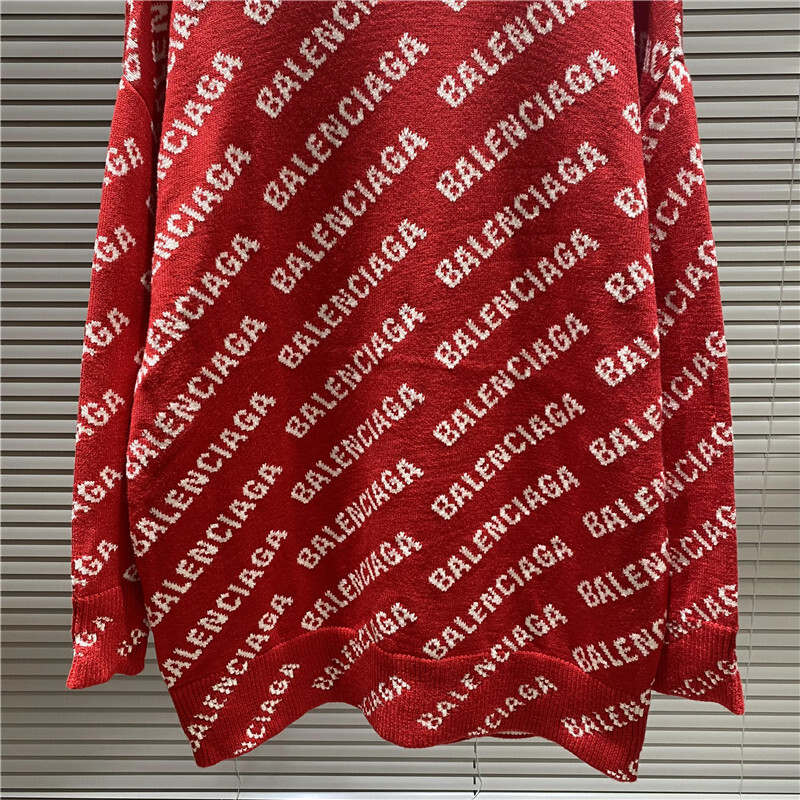 Ba1en*iaga clothes