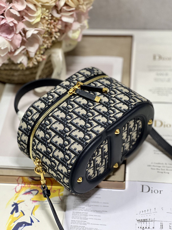 D10r bag