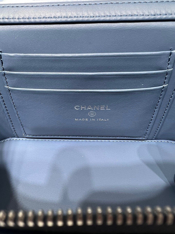 Ch**el purse