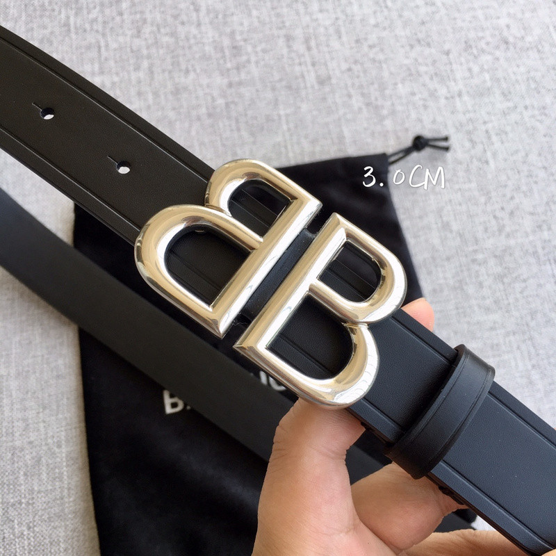 Ba*len*cia*ga belt