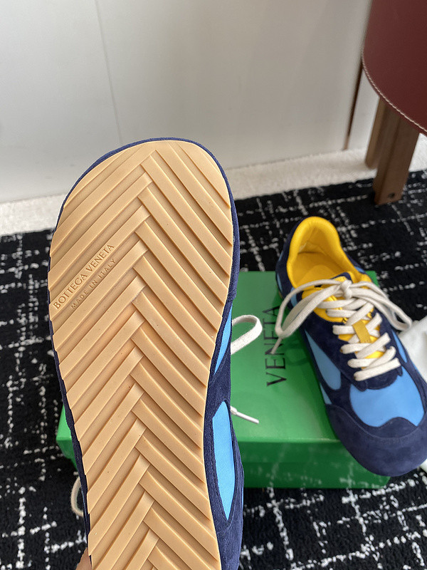 b0tt*ga Ven*ta sneaker