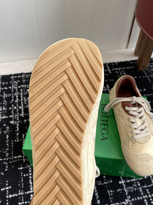 b0tt*ga Ven*ta sneaker