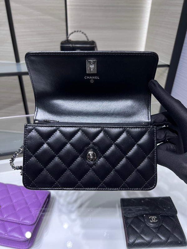 Ch**el purse