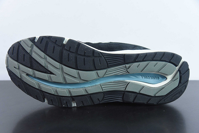 new balance sneaker