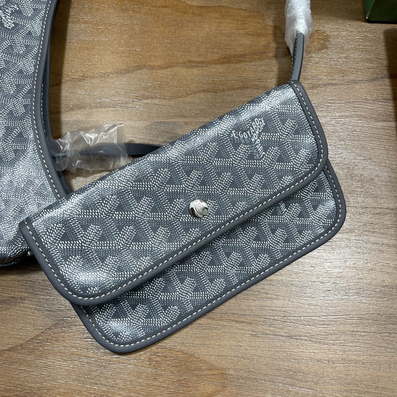 G09ard purse