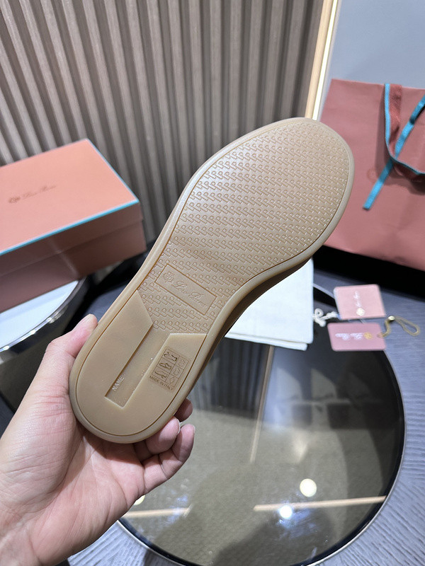 L0r0 P1ana sneaker