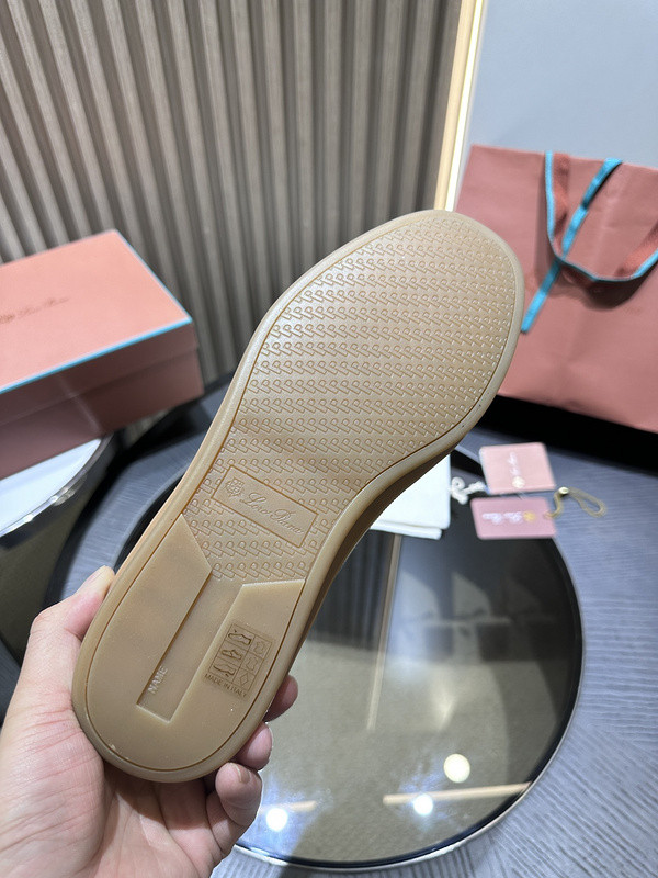 L0r0 P1ana sneaker